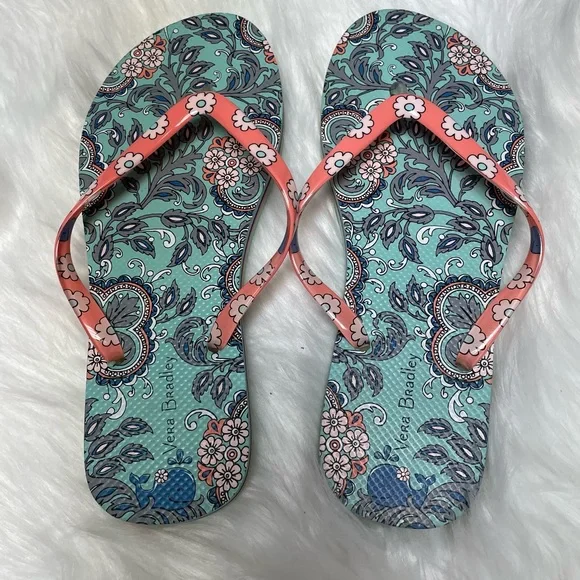 | Vera Bradley | sandals. Size 7-8. - Picture 1 of 5